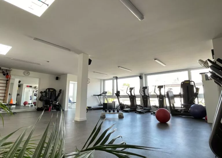 Salle active de rééduction - Physio Clinics Gland