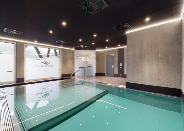 Balnéothérapie à Collombey chez Physio Clinics, dans la région de Monthey.