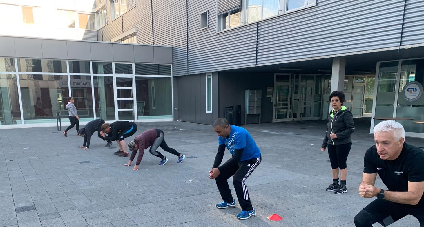 Urban training avec un physiothérapeute Physio Clinics
